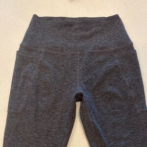 Beyond Yoga High Waist Spacedye W/ Side Pockets Blk/Grey blend.